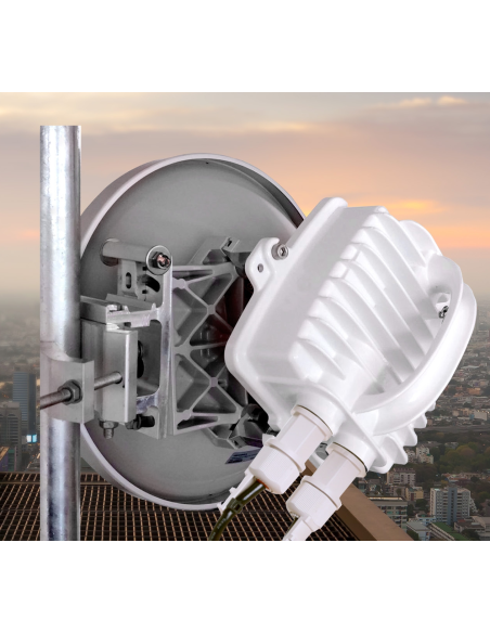 Siklu K-Band (17GHz) PTP Link FDD up to 1Gbps, 1+ft. EXT antenna