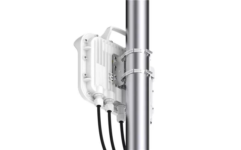 Cambium ePMP 4500C Connectorised 5GHz AX 8x8 MU-MIMO Fixed Wireless Access Point | CB-EPMP-4500C - view 3