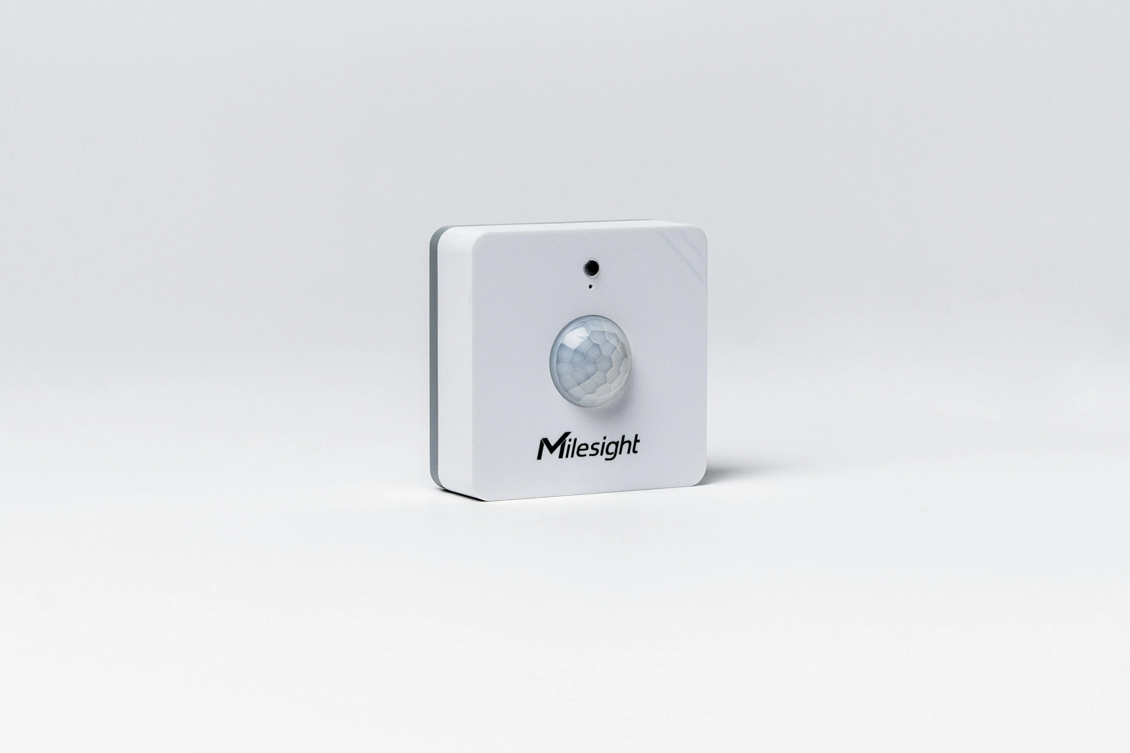 Milesight Prescence, Motion and Light Sensor