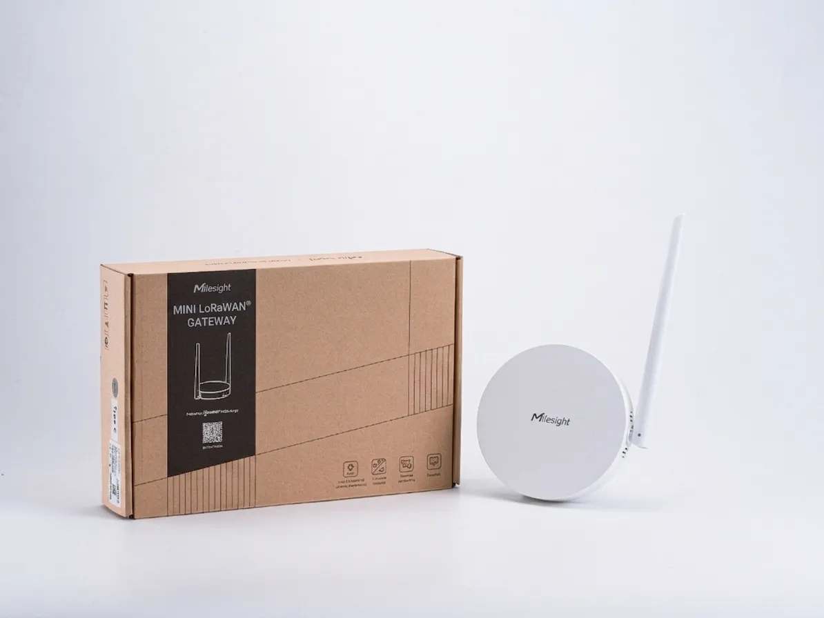 Milesight LoRaWAN Gateway - view 2